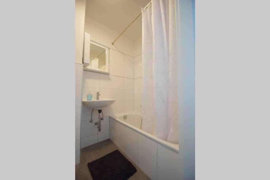 Helle Wohnung In Findorff Bremen Bagian luar foto