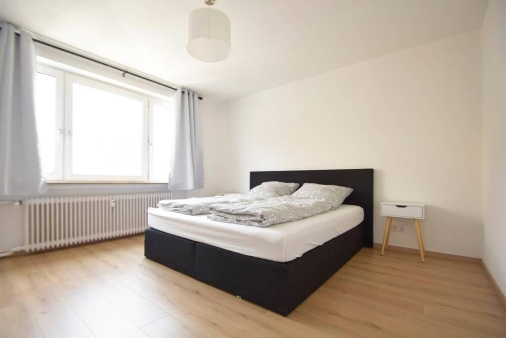 Helle Wohnung In Findorff Bremen Bagian luar foto
