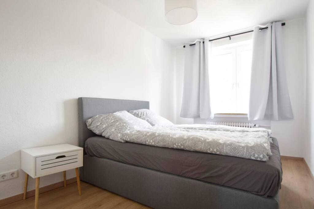 Helle Wohnung In Findorff Bremen Bagian luar foto
