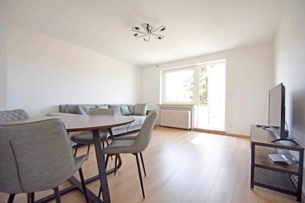 Helle Wohnung In Findorff Bremen Bagian luar foto